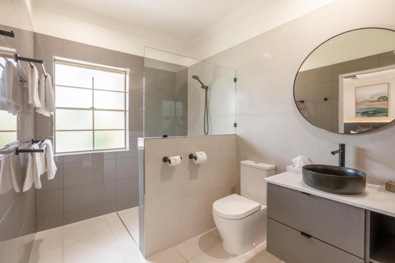 Coopers Colonial Motel Brisbane Bagian luar foto
