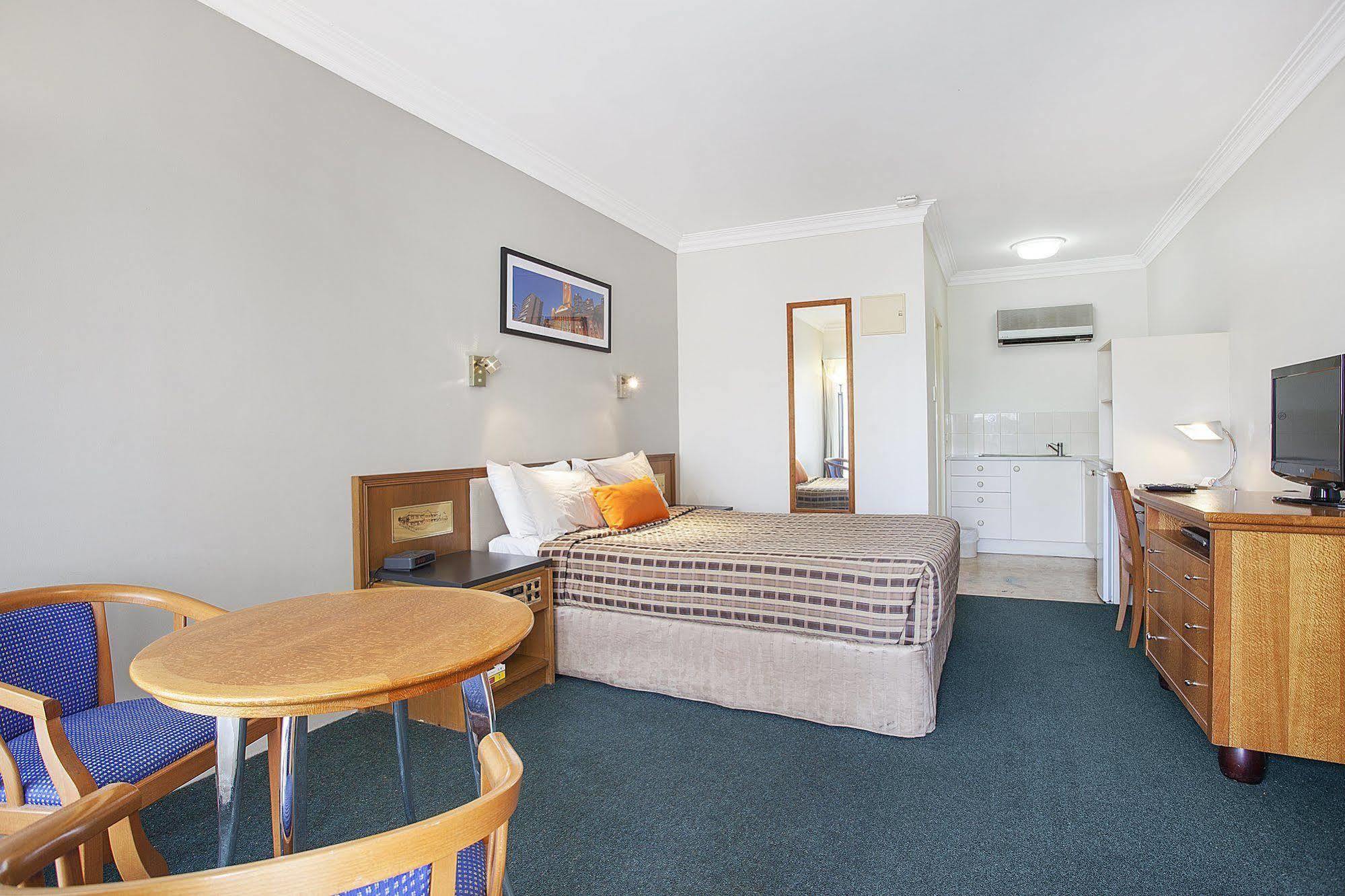 Coopers Colonial Motel Brisbane Bagian luar foto