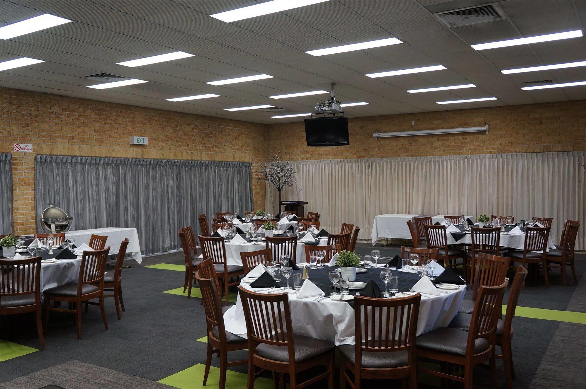 Coopers Colonial Motel Brisbane Bagian luar foto